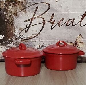 EUC Sandra 2 Mini Casseroles by Sandra Lee Oven, Microwave, dishwasher safe(K48)